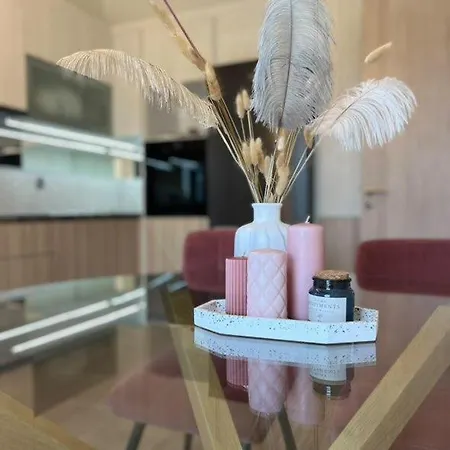 Balance Apartment *