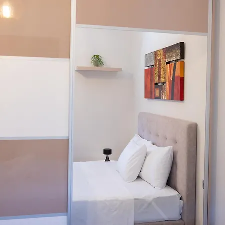 Balance Apartment *